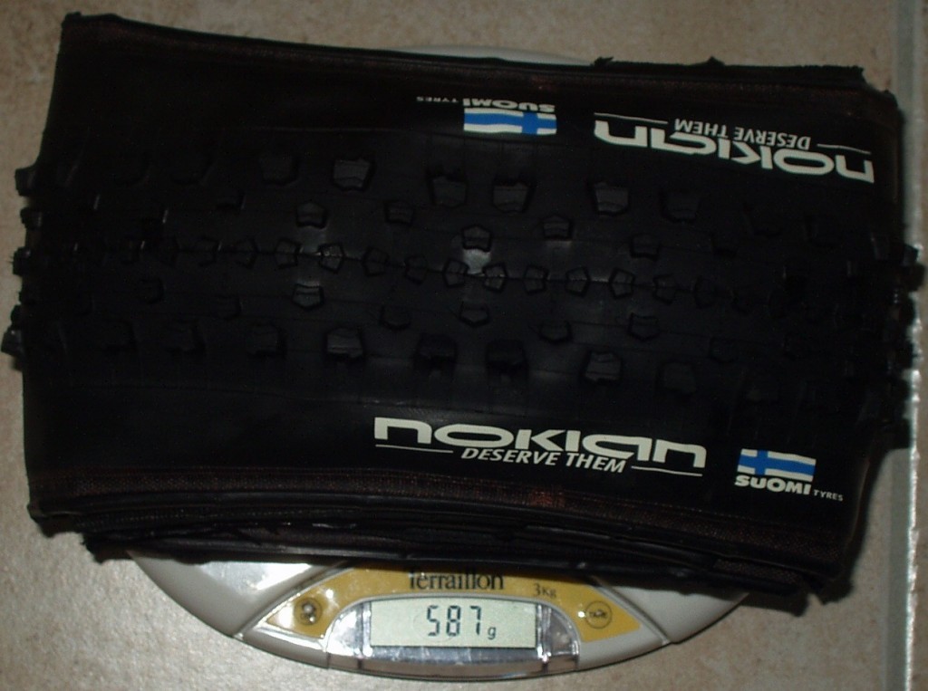 Nokian NBX Lite 2005 : 587gr