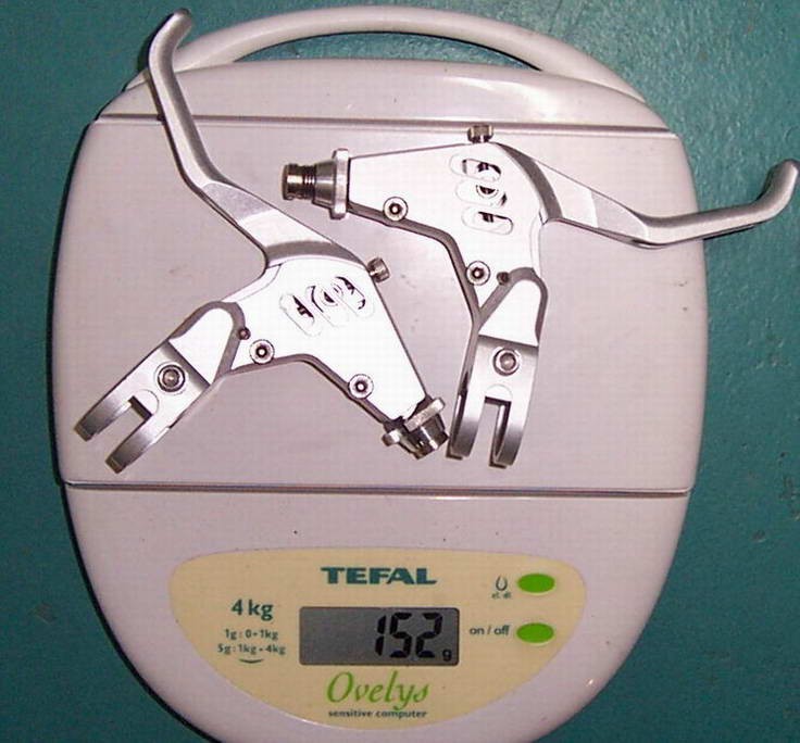 Avid Ultimate 2001 : 152gr