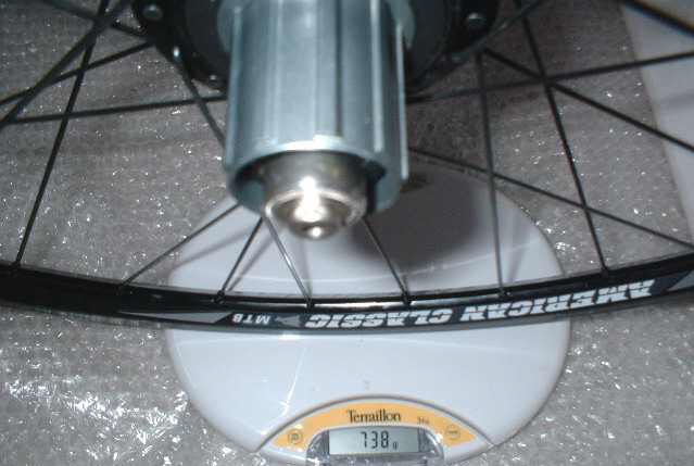 American Classic MTB 350 2005 : 738gr