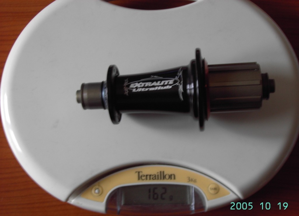 Extralite Ultrahub 2005 : 162gr